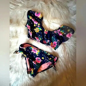 GIRLS SO 2 PC BATHING SUIT SIZE 10 EUC